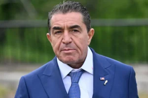 Conselheiro de Trump chama brasileiras de 'raça maldita'