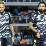 Cuca terá conversa com Neymar e Gabigol por duelo no sintético do Allianz