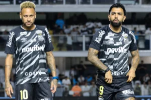 Cuca terá conversa com Neymar e Gabigol por duelo no sintético do Allianz