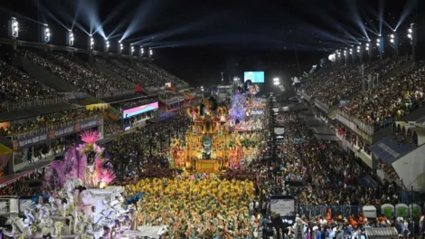 Desfiles de carnaval no Rio terão maior número de escolas de samba