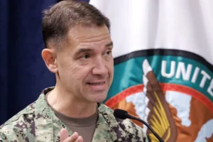 EUA declaram ter "paralisado por completo" comércio marítimo do Irã