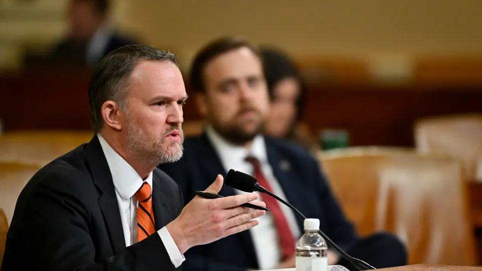 EUA e UE chegam a acordo de minerais críticos para enfraquecer domínio chinês, diz USTR