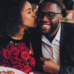 Efeitos colaterais do beijo: conheça os riscos!