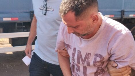 Empresário maringaense que matou companheira fica em silêncio durante depoimento