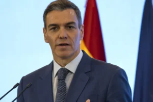 Espanha inicia processo para regularizar meio milhão de imigrantes