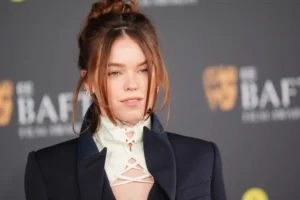 Estrela de 'Supergirl', Milly Alcock reage a críticas de Scorsese: 'Nem todo filme é para todos'