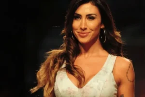 Ex-BBB Jaque Khury desiste de nutrição e diz que emagreceu com Mounjaro, não esforço