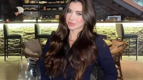 Ex-candidata ao miss Bahia morre ao cair do 13º andar e namorado é preso