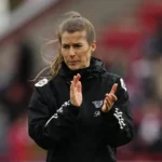 Ex-jogadora vira 1ª mulher a treinar um time nas grandes ligas europeias