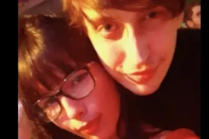 Ex-namorada acusa Felca de manipulação e expõe relação abusiva nas redes