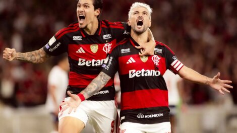 Fla estreia na Copa do Brasil com triunfo de 2 a 1 sobre o Vitória