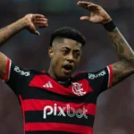 Flamengo goleia Medellín com brilho de geração 2019 e vira líder do Grupo A