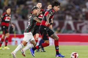 Fluminense e Flamengo fazem clássico de olho no G-4 do Brasileirão após largada na Libertadores
