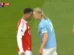 Haaland e Gabriel se estranham, e lance gera polêmica na Premier League