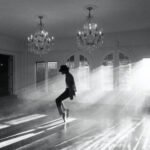 História do maior astro do pop promete lotar as salas de cinema de Maringá