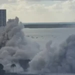 Hotel de luxo é implodido em 20 segundos em área nobre de Miami; veja