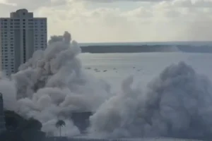 Hotel de luxo é implodido em 20 segundos em área nobre de Miami; veja