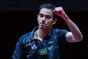 Hugo Calderano perde para Wang Chuqin e deixa disputa pelo 2º título consecutivo do WTT