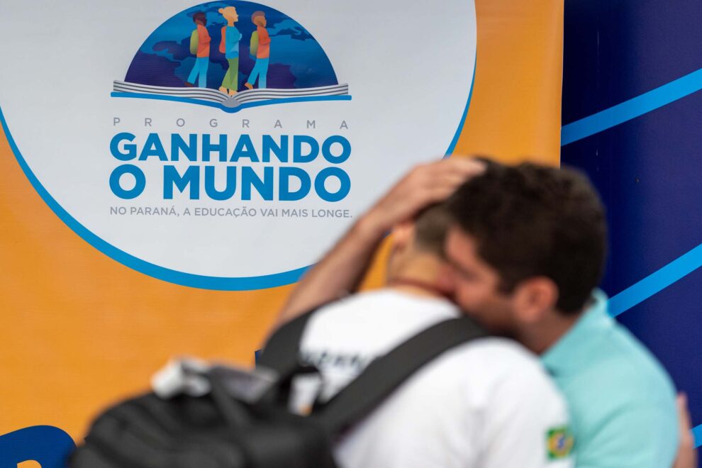 Inscrições para o programa 'Ganhando o Mundo 2027' terminam nesta quinta-feira (23)