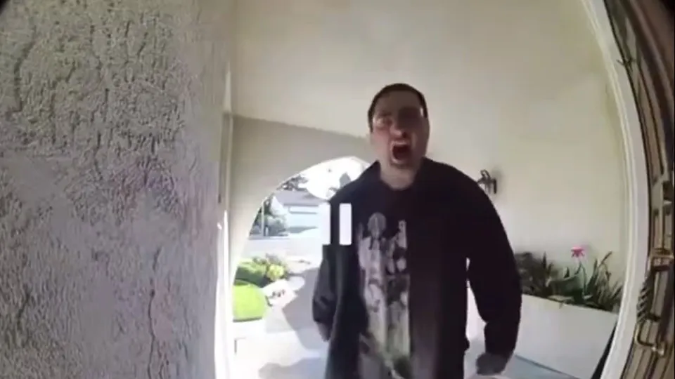 Invasor exige "Onde está a sua filha?" antes de atacar dono de casa; veja