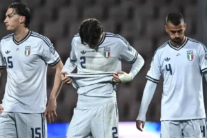 Itália vive crise após nova ausência na Copa e pode apostar em Guardiola