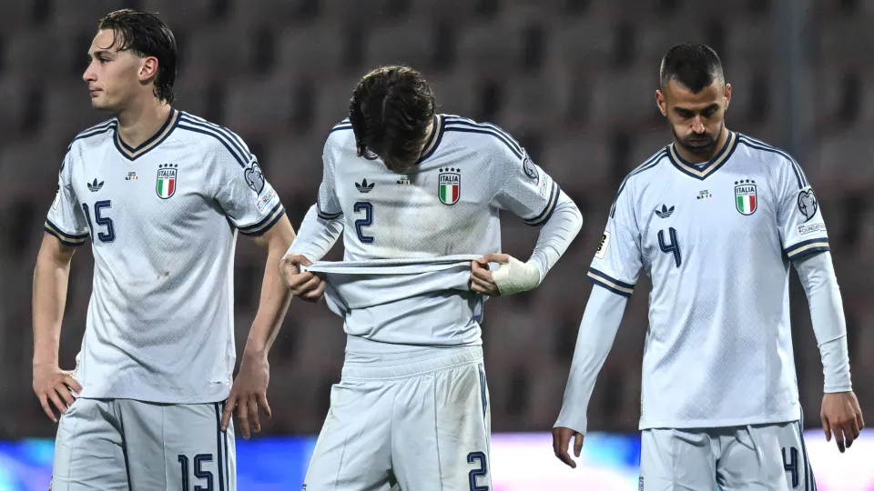 Itália vive crise após nova ausência na Copa e pode apostar em Guardiola