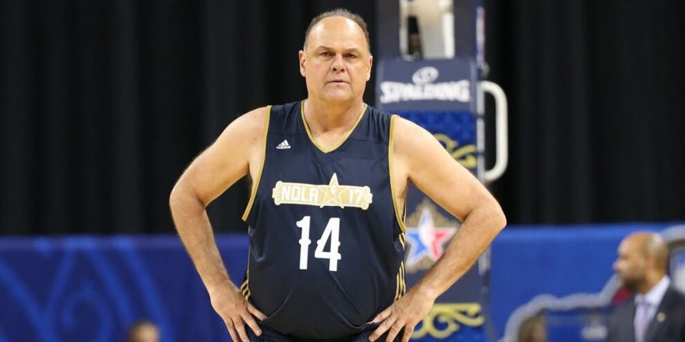 Jogador de basquete Oscar Schmidt morre aos 68 anos em São Paulo