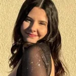 Jovem morre ao cair de carro durante “brincadeira” em rodovia nos EUA