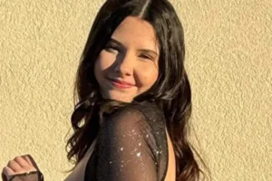 Jovem morre ao cair de carro durante “brincadeira” em rodovia nos EUA