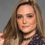 Juliana Paiva anuncia noivado com Danilo Partezani