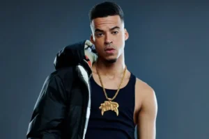 Justiça autoriza L7nnon a manter nome artístico em disputa com Yoko Ono