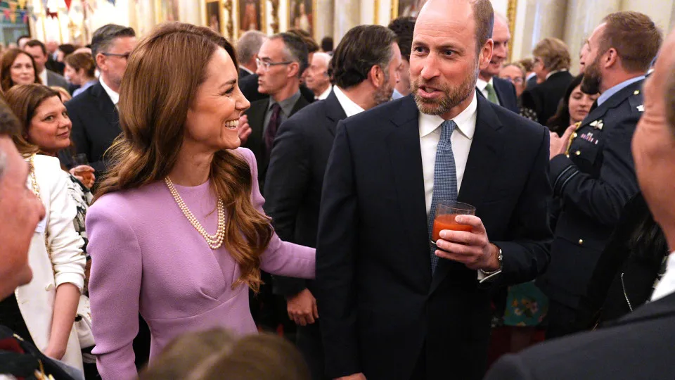 Leitura labial revela flerte picante de William e Kate Middleton