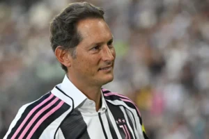 Líder da Ferrari e da Stellantis de olho na compra do Lyon e Botafogo?