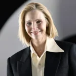 Lisa Kudrow diz que se sentia esquecida no início de 'Friends'