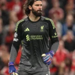 Liverpool confirma lesão de Alisson e acende alerta na Seleção Brasileira