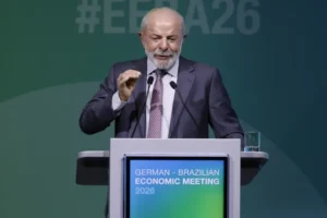 Lula diz, na Alemanha, que o multilateralismo está sendo destruído