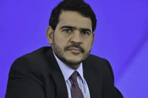 Lula envia ao Senado indicação de Messias ao STF mais de 4 meses após anúncio