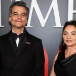 Mãe de Wagner Moura encanta americanos em festa da revista Time