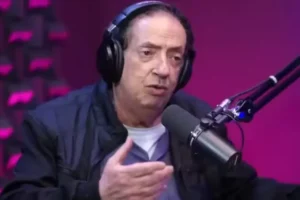 Marcos Oliveira, o Beiçola, relembra sexo grupal e diz que 'o mundo encaretou'