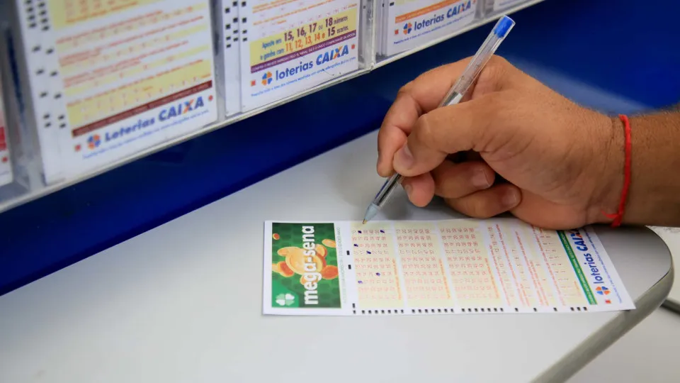 Mega-Sena acumulada vai sortear R$ 100 milhões no próximo sábado