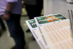 Mega-sena acumula mais uma vez e estimativa de prêmio salta para R$ 60 milhões