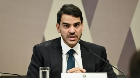 Messias diz que inquéritos precisam ter 'início, meio e fim' e chama Mendonça de 'irmão de fé'