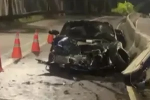 Motorista de Porsche invade a contramão e causa acidente com 4 feridos na zona leste de SP