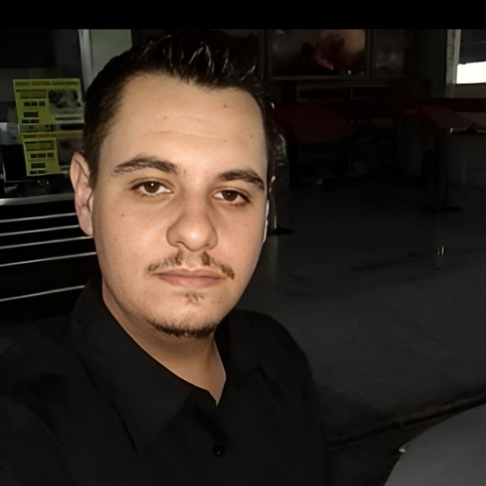 Motorista de aplicativo é morto a tiros dentro do carro em Marialva