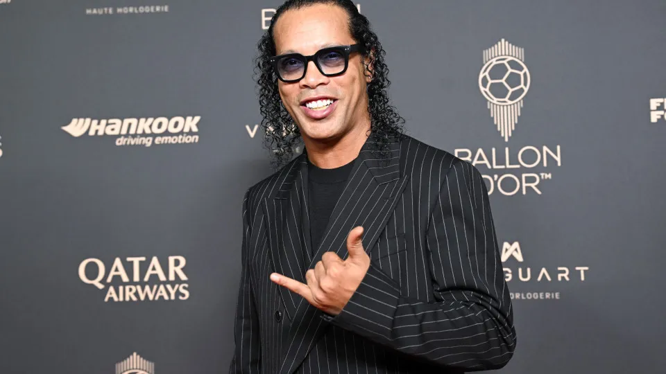 Não há nada que me prenda, então vou vivendo, diz Ronaldinho Gaúcho sobre rolês aleatórios