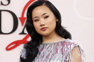 'O Diabo Veste Prada 2' provoca críticas em países asiáticos por estereótipos