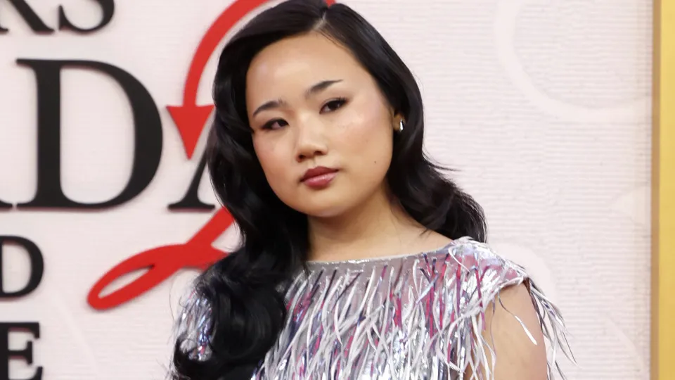 'O Diabo Veste Prada 2' provoca críticas em países asiáticos por estereótipos