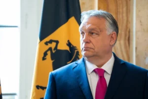 Orbán diz que está sentindo 'fadiga, dor e um vazio' após derrota na Hungria