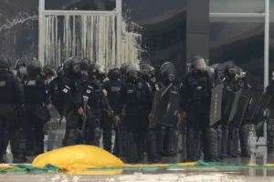 PM de Brasília expulsa cinco coronéis condenados pelo STF por omissão no 8/1