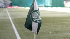 Palmeiras recebe vice-lanterna Vasco para se recuperar no Brasileirão e manter tabu de 11 anos